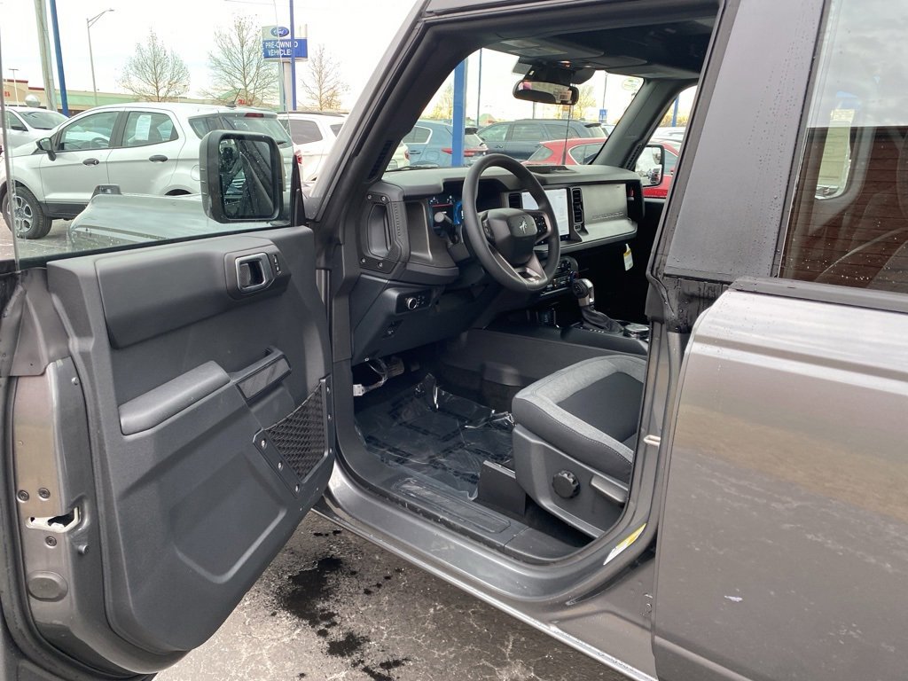 New 2025 Ford Bronco 4-Door image 16