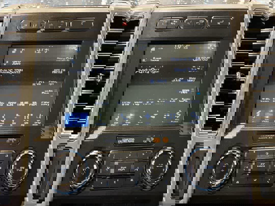 Used 2017 Ford F350 Lariat w/ Lariat Ultimate Package image 18