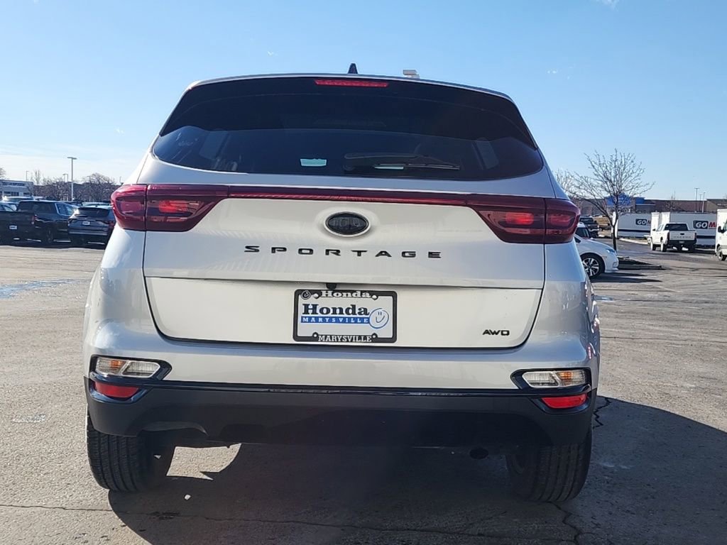 Used 2022 Kia Sportage Nightfall Edition image 6