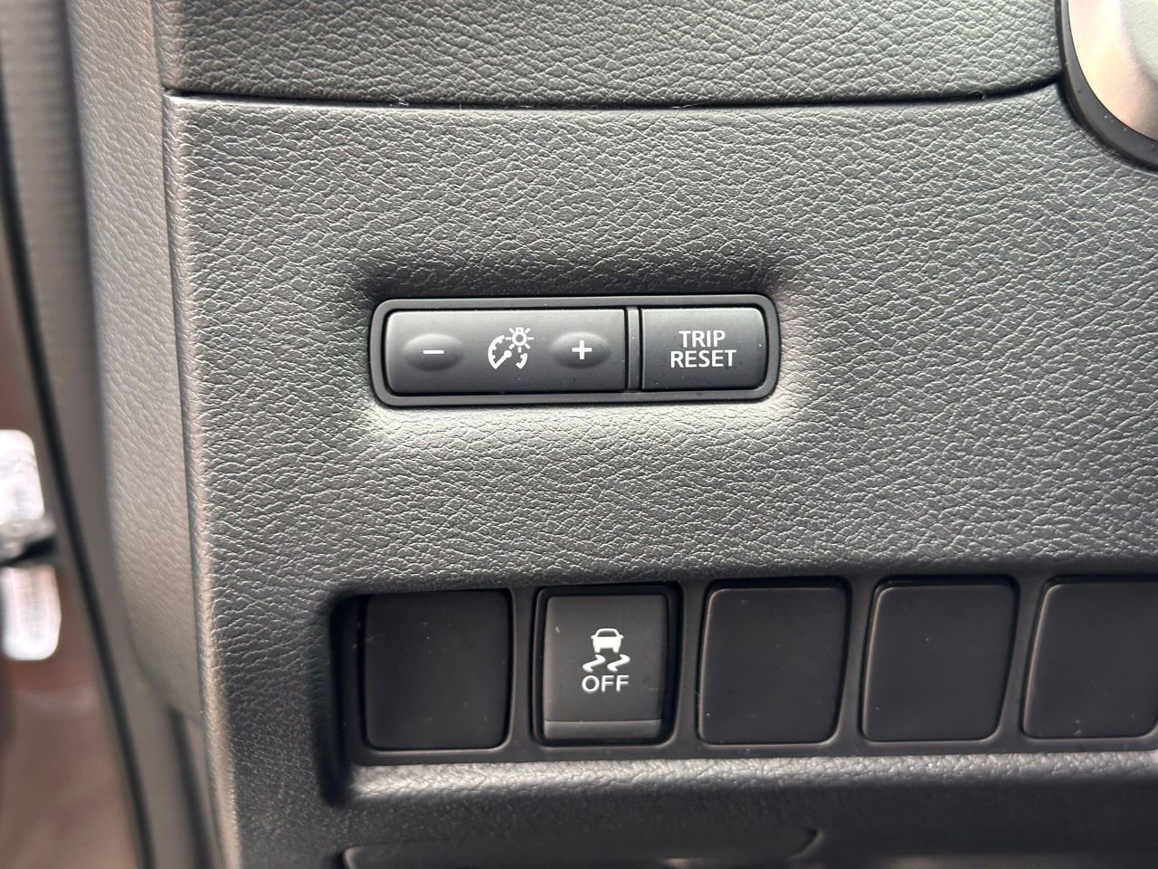 Used 2018 Nissan Murano S image 25