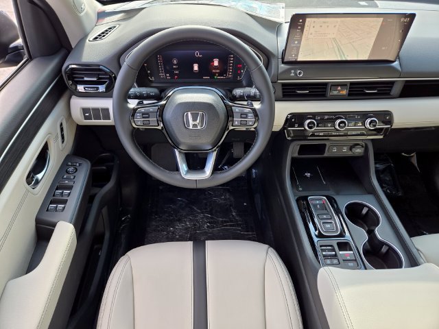 New 2026 Honda Pilot Touring image 10