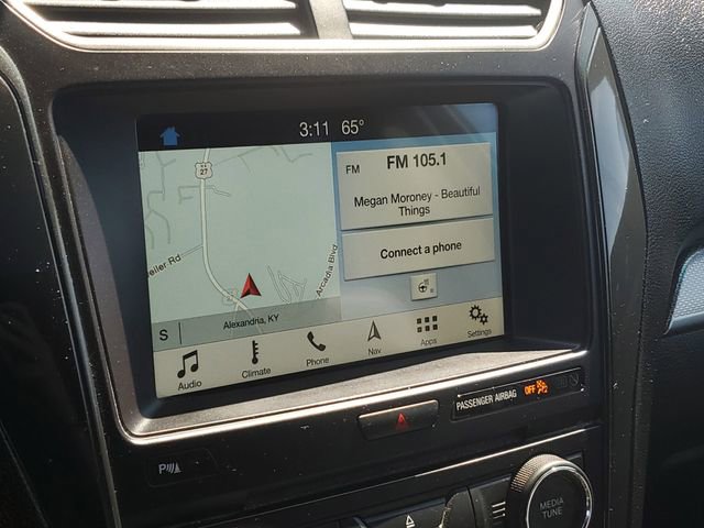 Used 2018 Ford Explorer XLT w/ Equipment Group 202A image 17