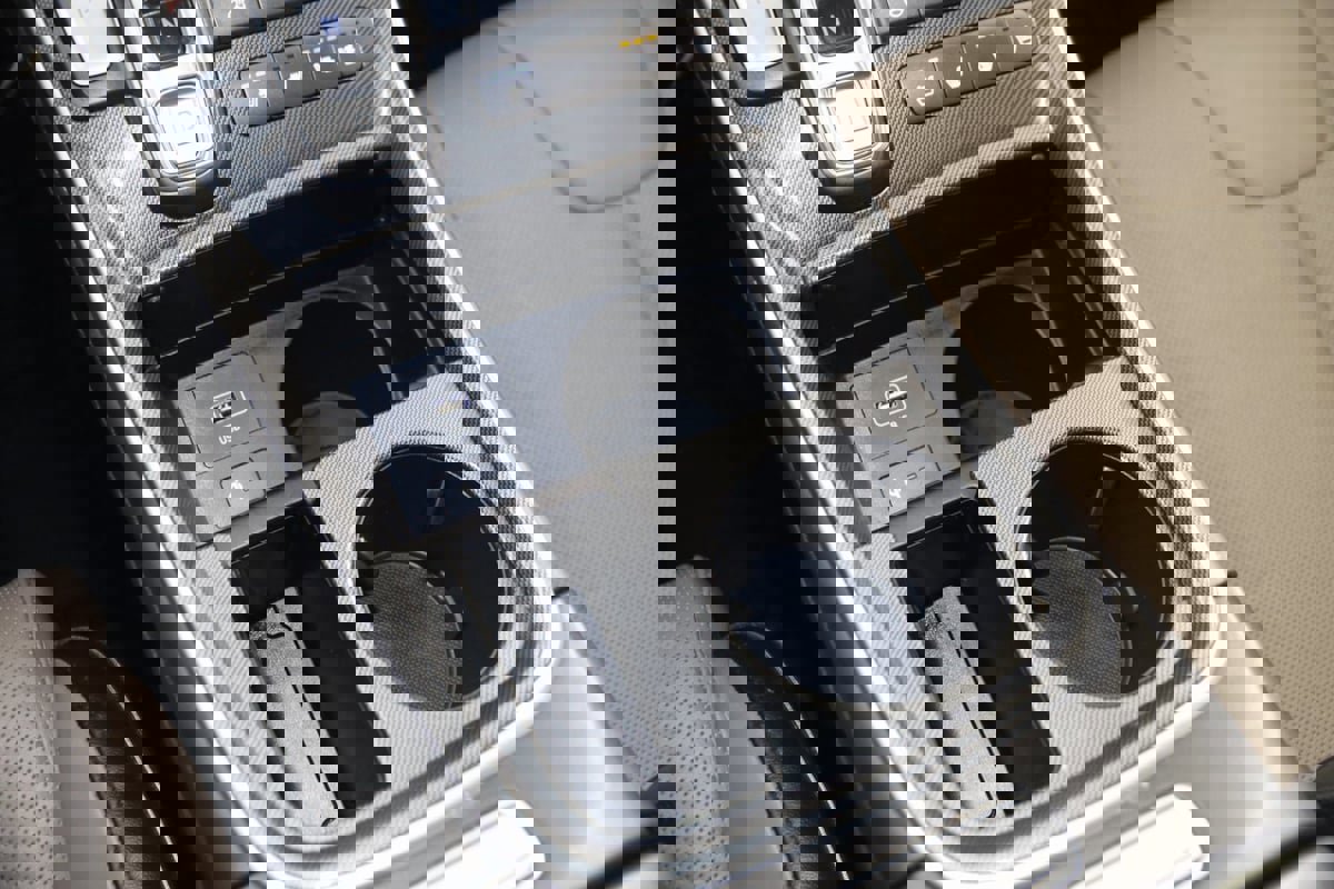 Used 2021 Hyundai Santa Fe Limited w/ Cargo Package image 29