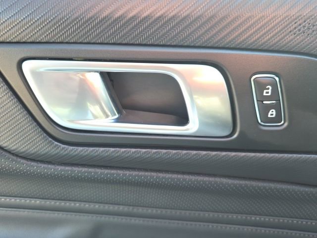 Used 2025 Ford Mustang Premium image 15