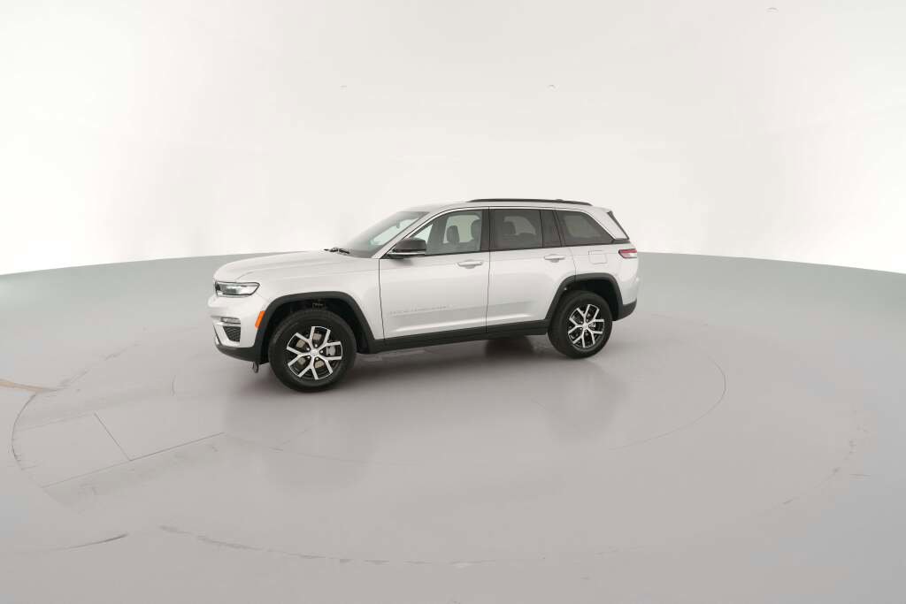 New 2025 Jeep Grand Cherokee Limited image 5