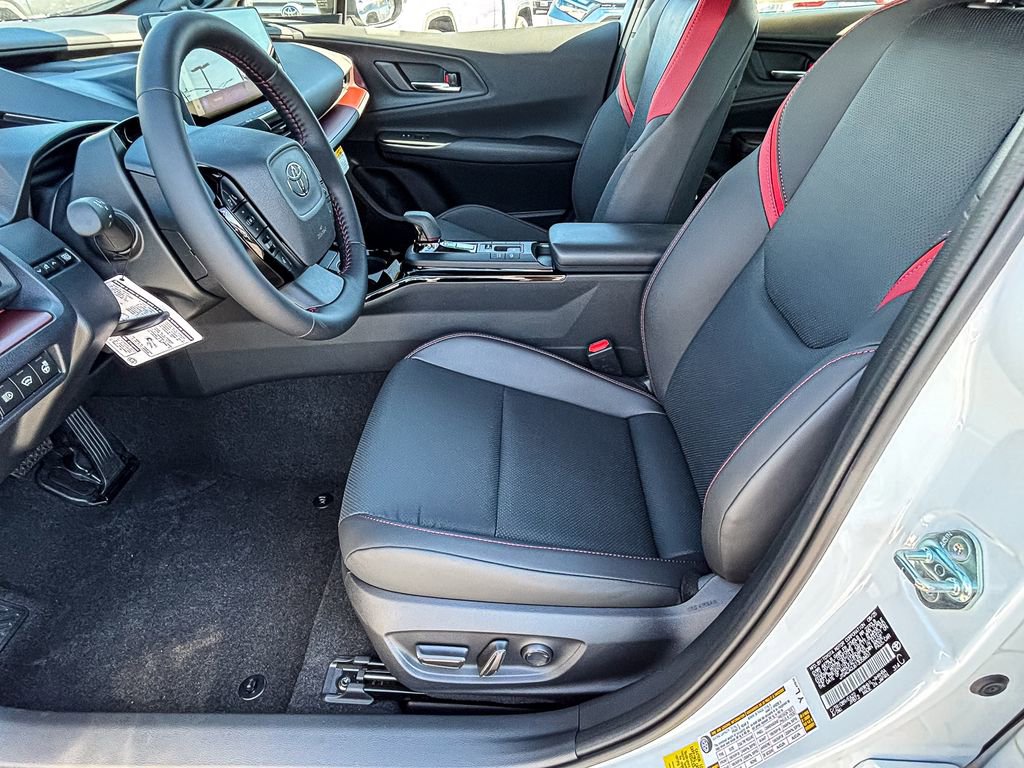 New 2026 Toyota Prius XSE Premium FWD image 11