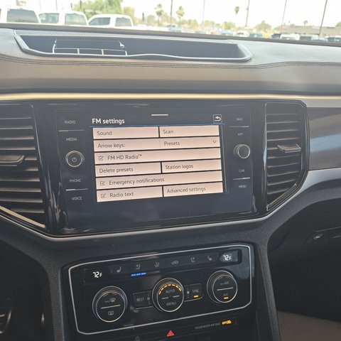 Used 2021 Volkswagen Atlas SEL Premium image 20