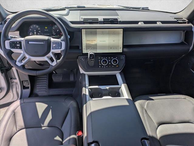 New 2026 Land Rover Defender 110 X-Dynamic SE image 15