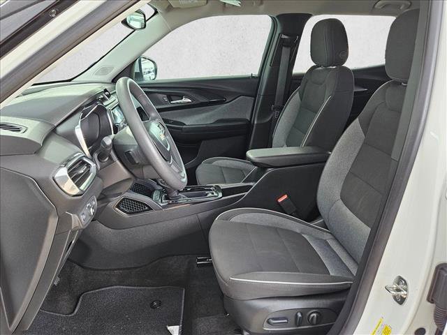 Used 2023 Chevrolet TrailBlazer LT w/ Convenience Package image 16