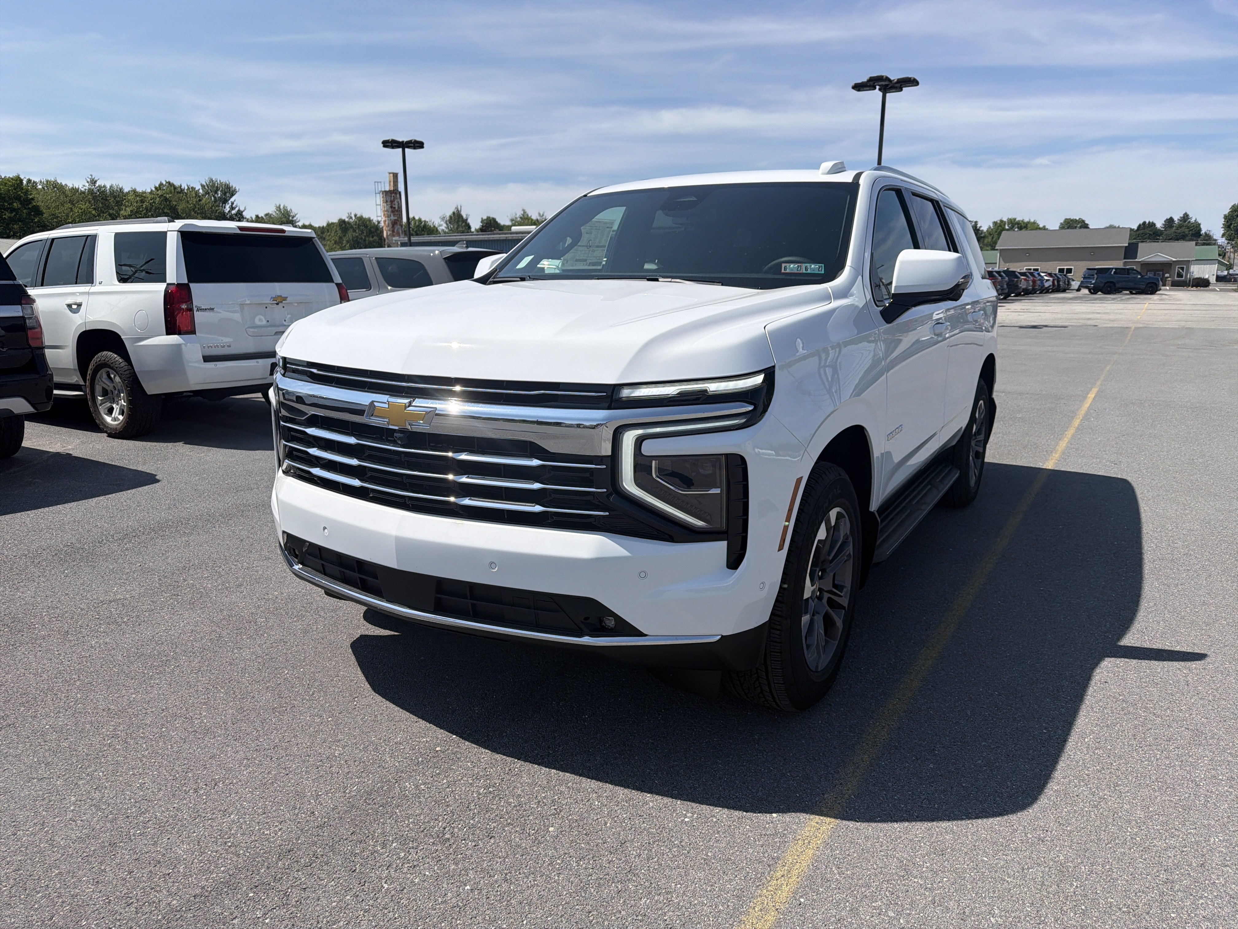 New 2026 Chevrolet Tahoe LT w/ Comfort Package AWD/4WD image 2