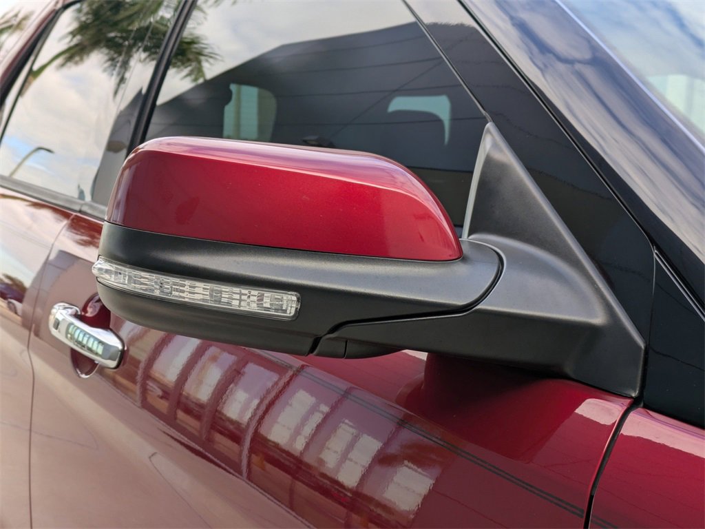 Used 2019 Ford Explorer Limited w/ Ford Safe & Smart Package image 12