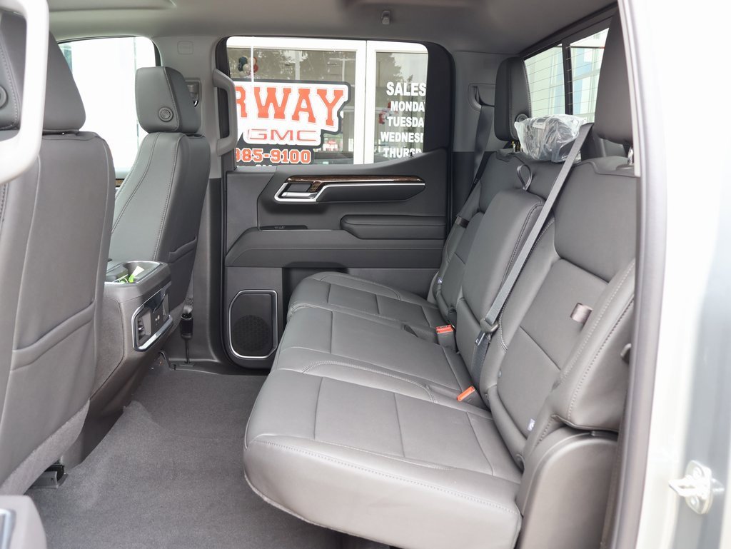 New 2026 GMC Sierra 1500 Elevation w/ Elevation Premium Package image 29