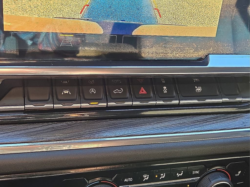 Used 2023 Chevrolet Silverado 1500 LT w/ Protection Package image 29