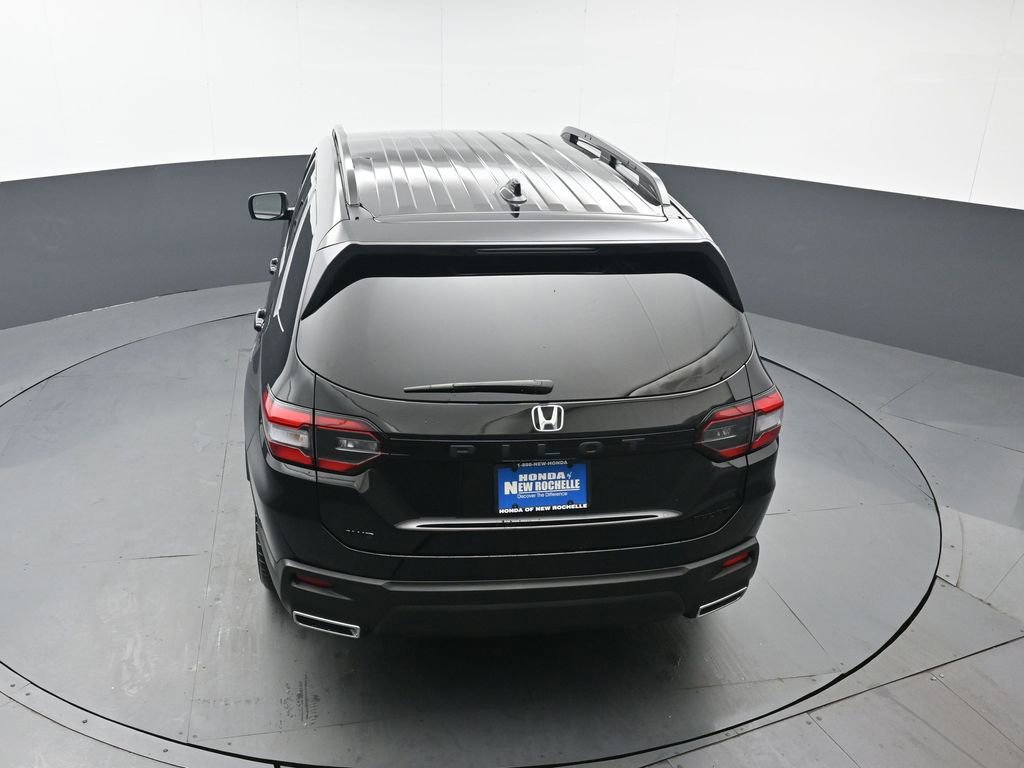 Certified 2025 Honda Pilot Sport image 41