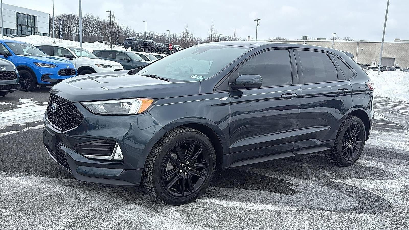 Used 2024 Ford Edge ST-Line w/ Cargo Accessory Package AWD/4WD image 14