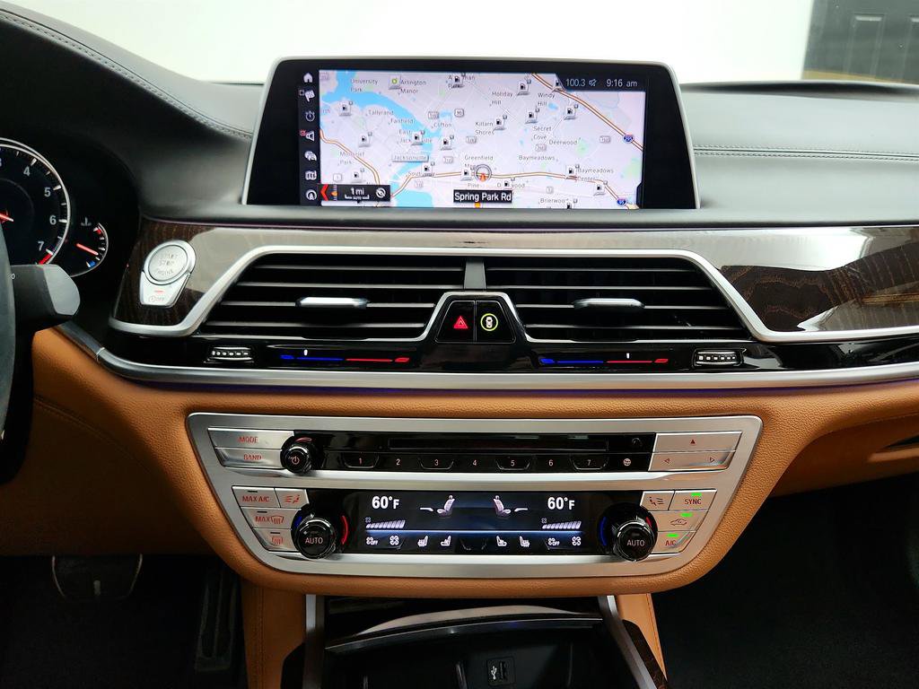 Used 2018 BMW 750i RWD image 22