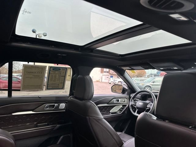 Used 2025 Ford Explorer Platinum w/ Ultimate Package image 20