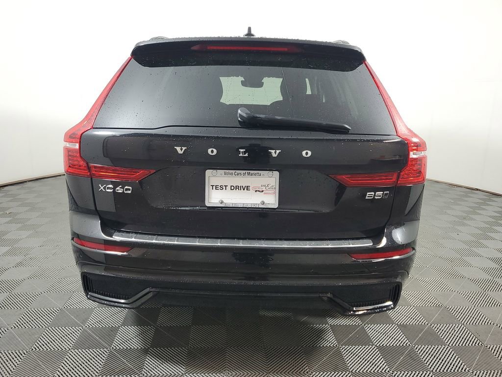 Certified 2024 Volvo XC60 B5 Plus w/ Protection Package Premier AWD/4WD image 5