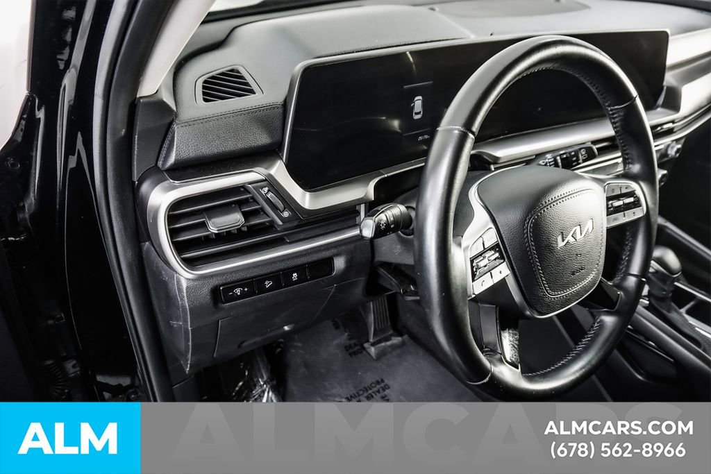Used 2024 Kia Telluride S w/ S Sunroof Package FWD image 34