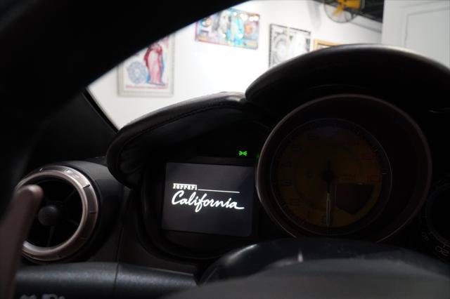 Used 2012 Ferrari California RWD image 32