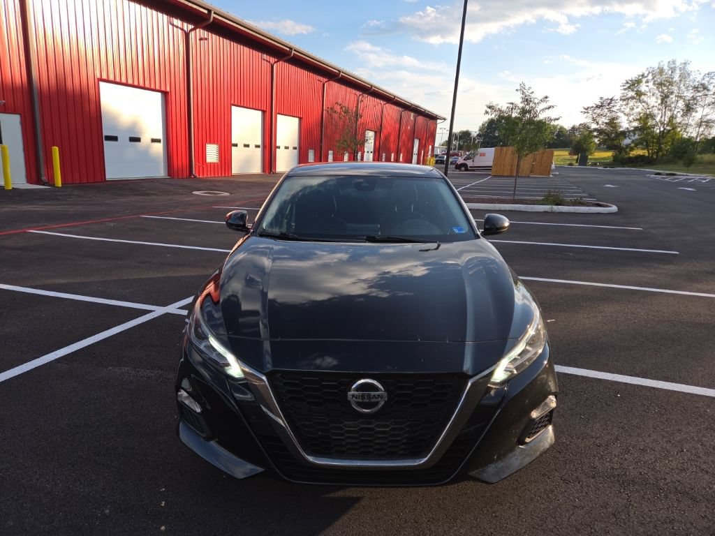 Used 2020 Nissan Altima 2.5 SR FWD image 3
