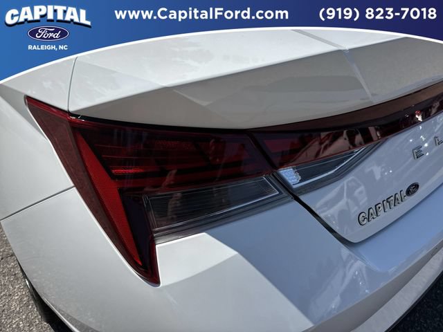 Used 2023 Hyundai Elantra Limited w/ Cargo Package FWD image 15