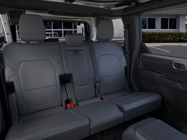 New 2025 Ford Bronco Badlands image 11