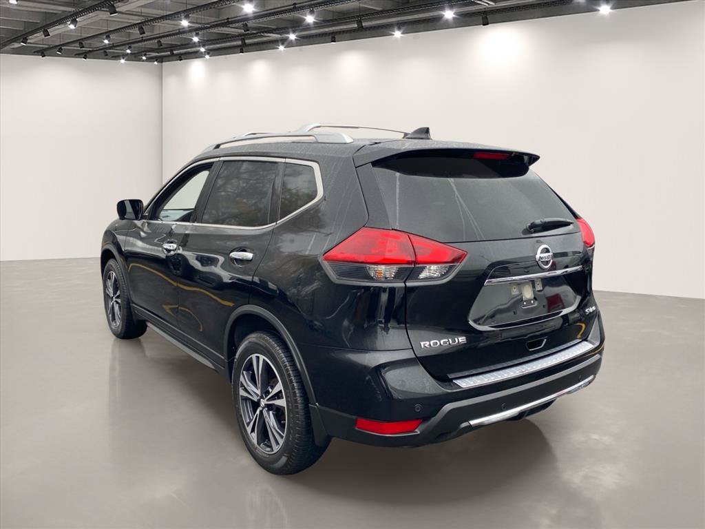 Used 2019 Nissan Rogue SV w/ Premium Package AWD/4WD image 5