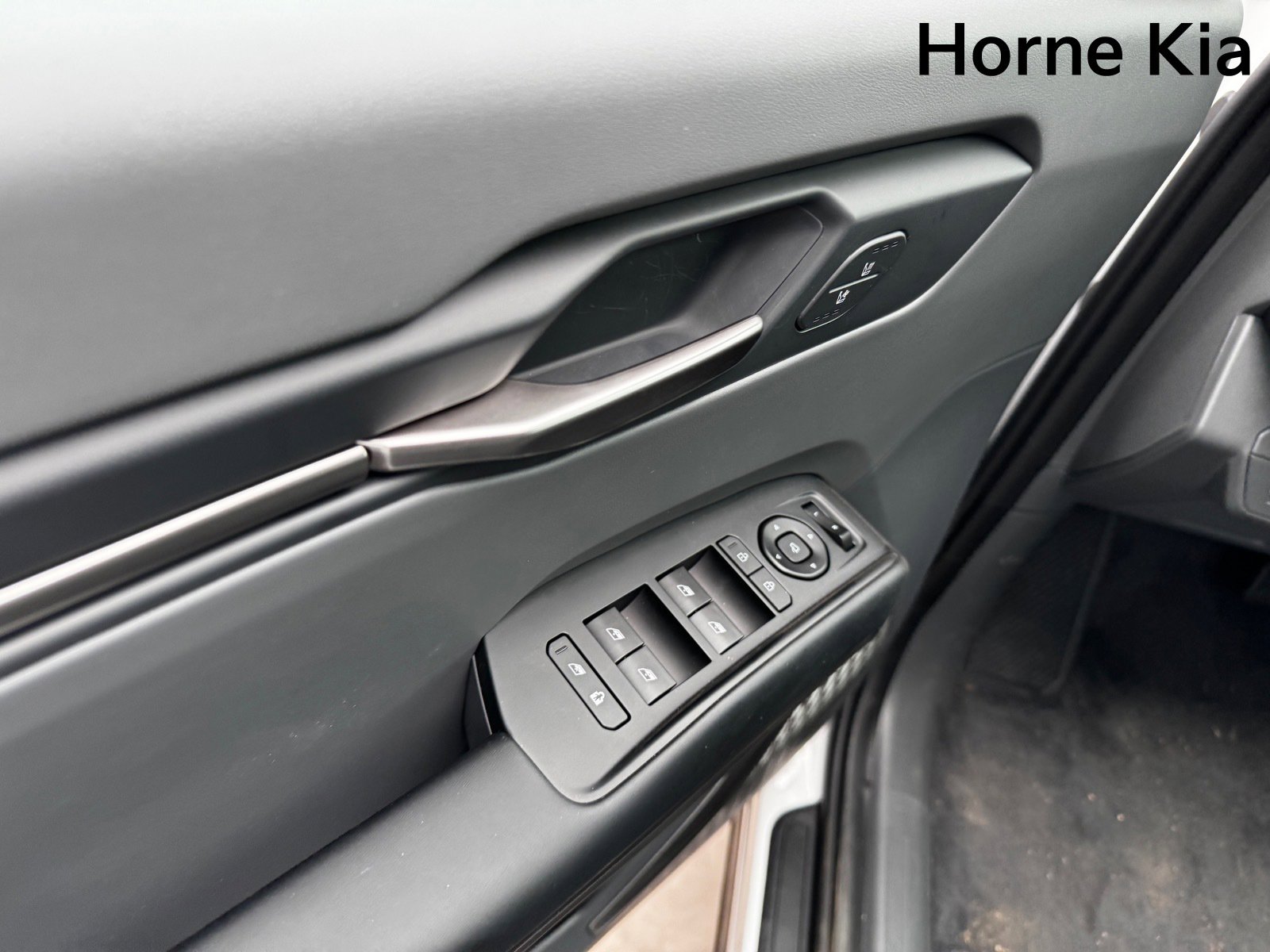 New 2026 Kia EV9 Light image 10