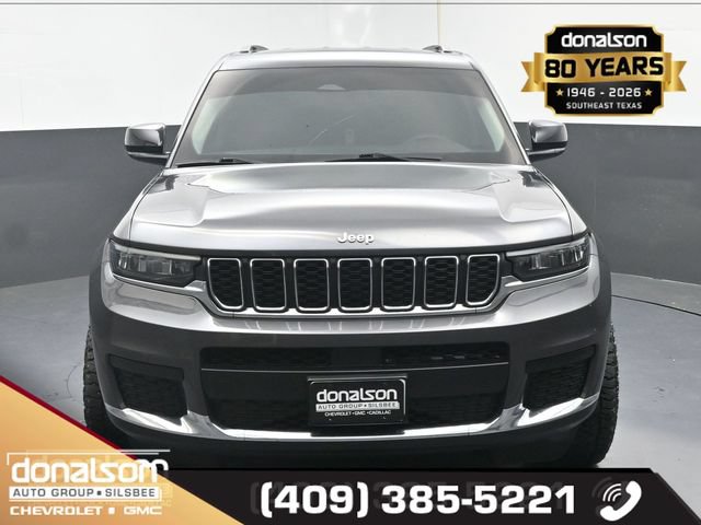 Used 2023 Jeep Grand Cherokee L Laredo RWD image 3