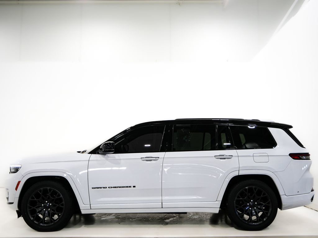 Used 2023 Jeep Grand Cherokee L Summit AWD/4WD image 6