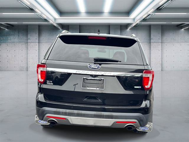 Used 2016 Ford Explorer XLT w/ Class II Trailer Tow Package AWD/4WD image 5