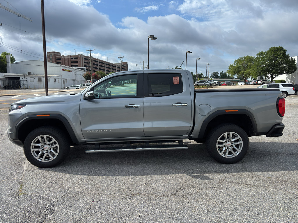 Used 2023 GMC Canyon Denali AWD/4WD image 4