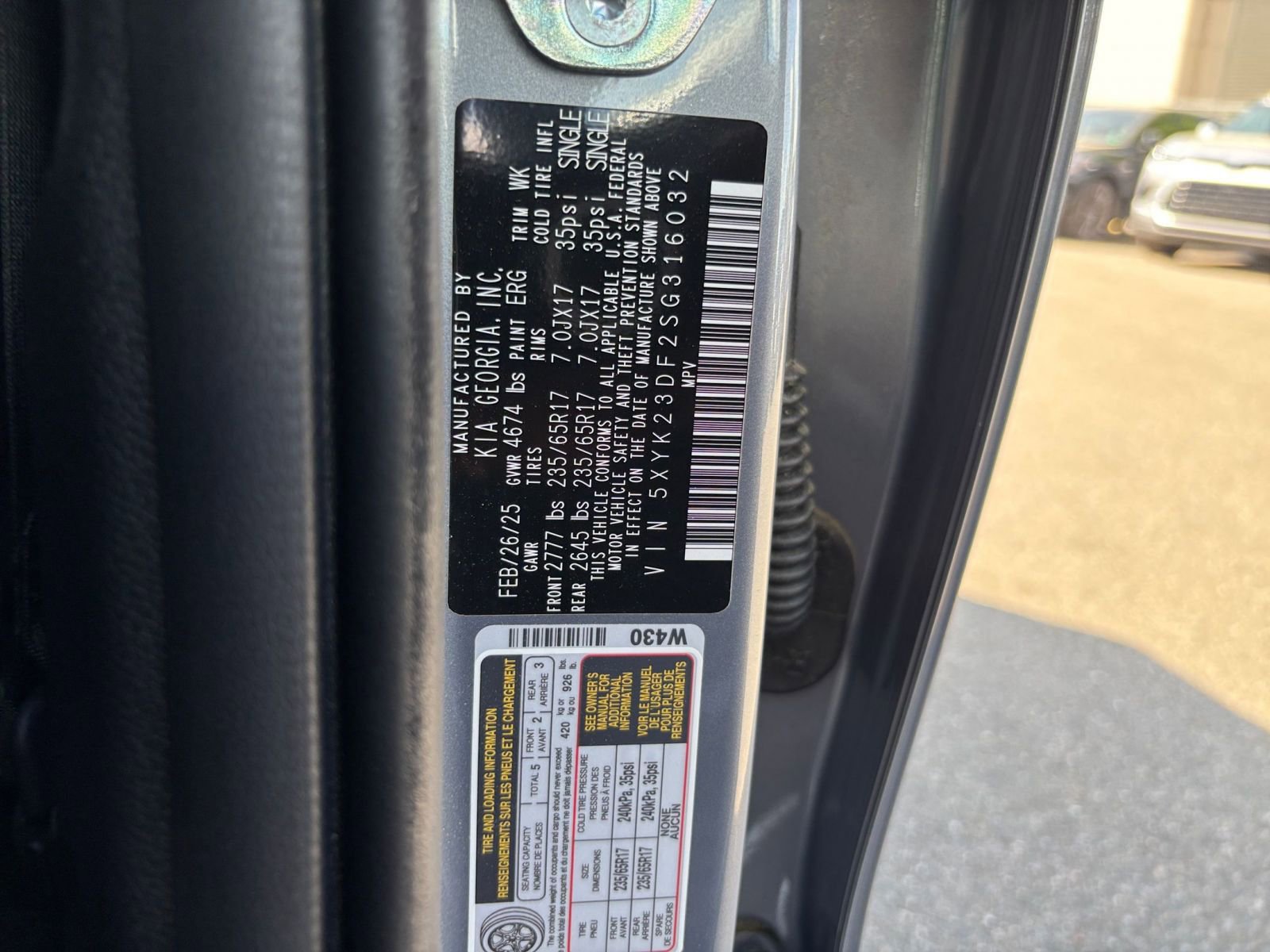 Used 2025 Kia Sportage LX image 28