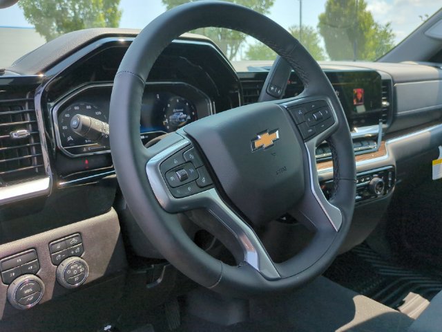 New 2025 Chevrolet Silverado 3500 LT w/ Convenience Package AWD/4WD image 30
