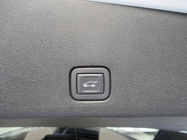 Used 2023 Cadillac XT6 Sport w/ Technology Package image 38