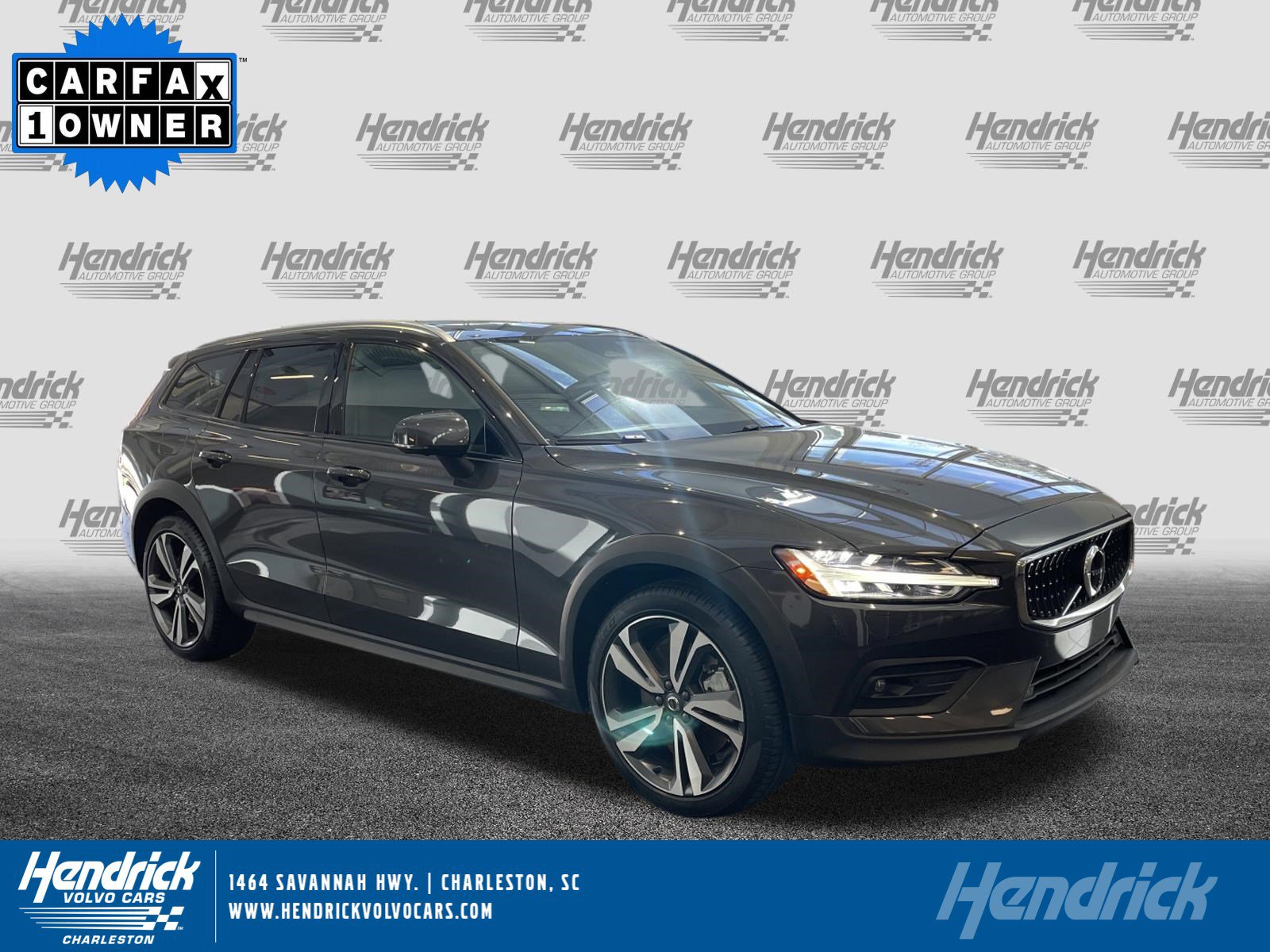 Used 2025 Volvo V60 B5 Cross Country Plus