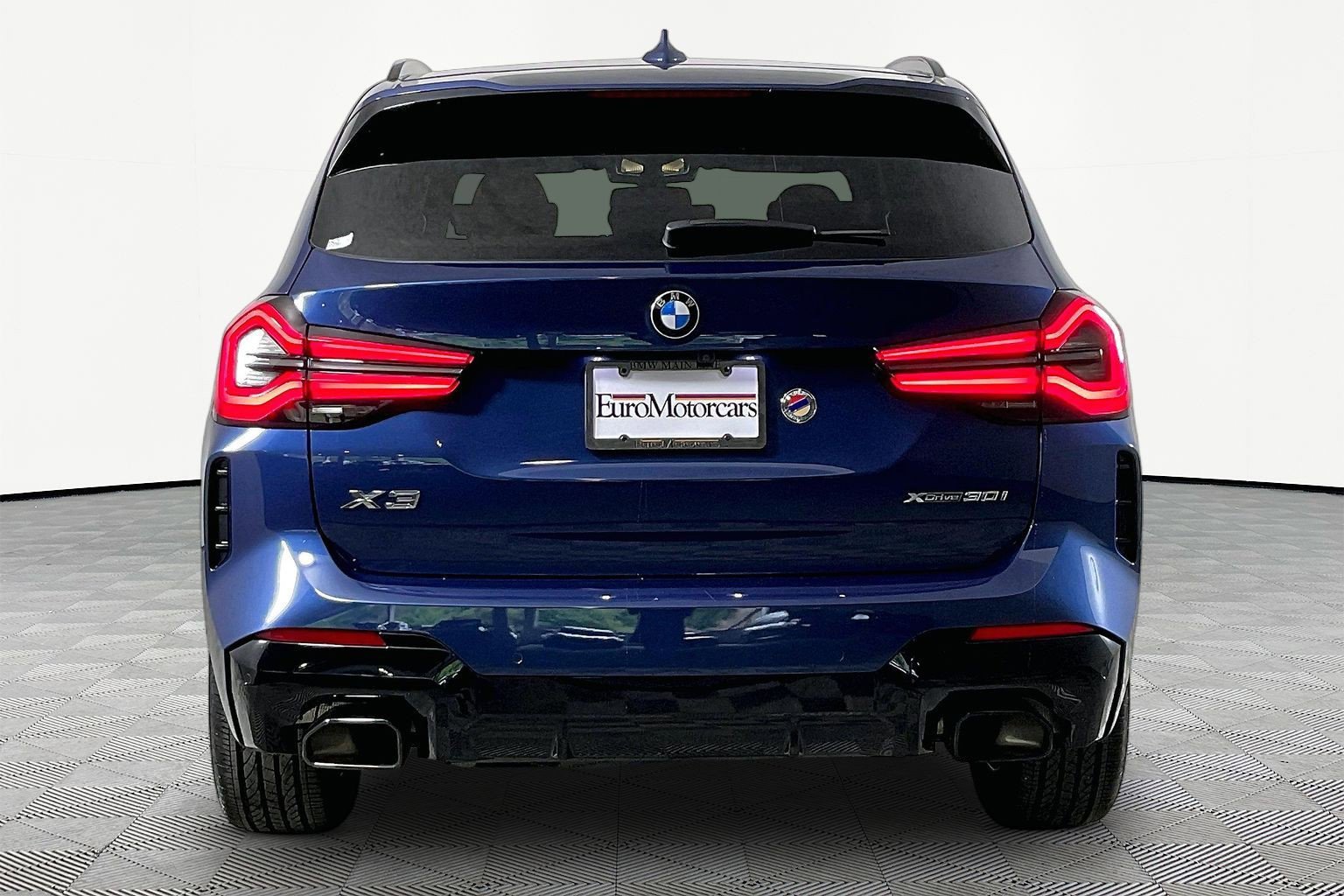 Certified 2024 BMW X3 xDrive30i w/ Premium Package AWD/4WD image 7