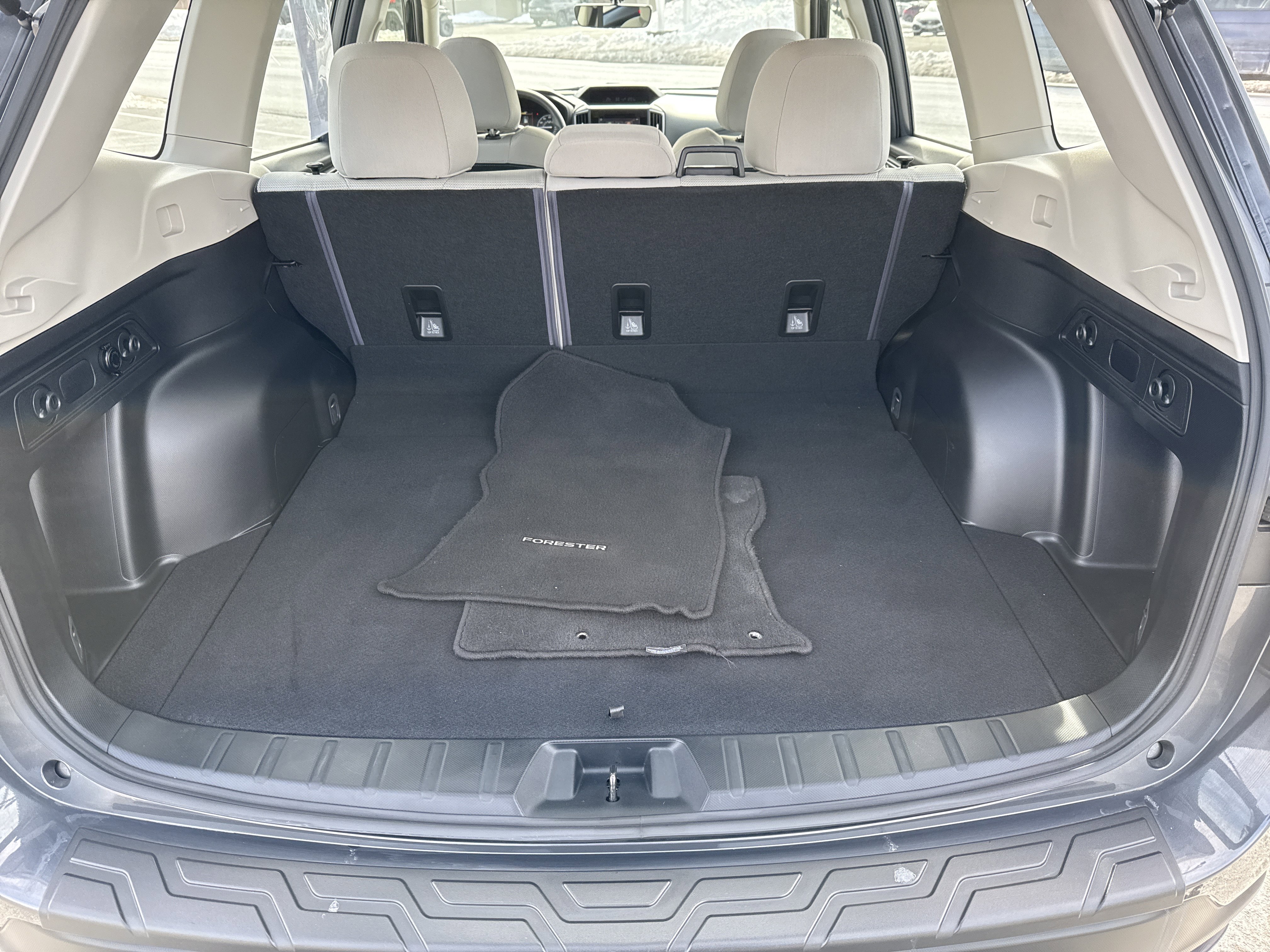 Used 2022 Subaru Forester image 5