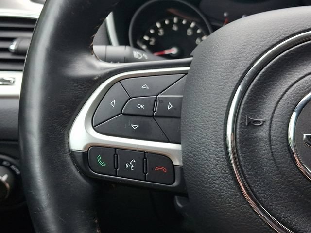 Used 2018 Jeep Compass Latitude w/ Safe & Security Group AWD/4WD image 21