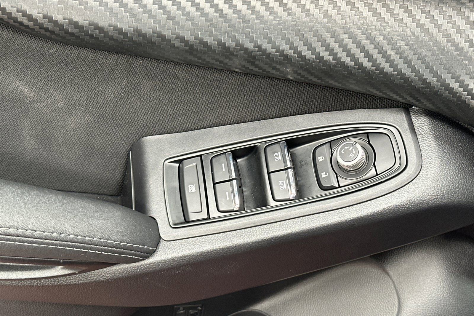 Used 2025 Subaru Ascent Premium image 15