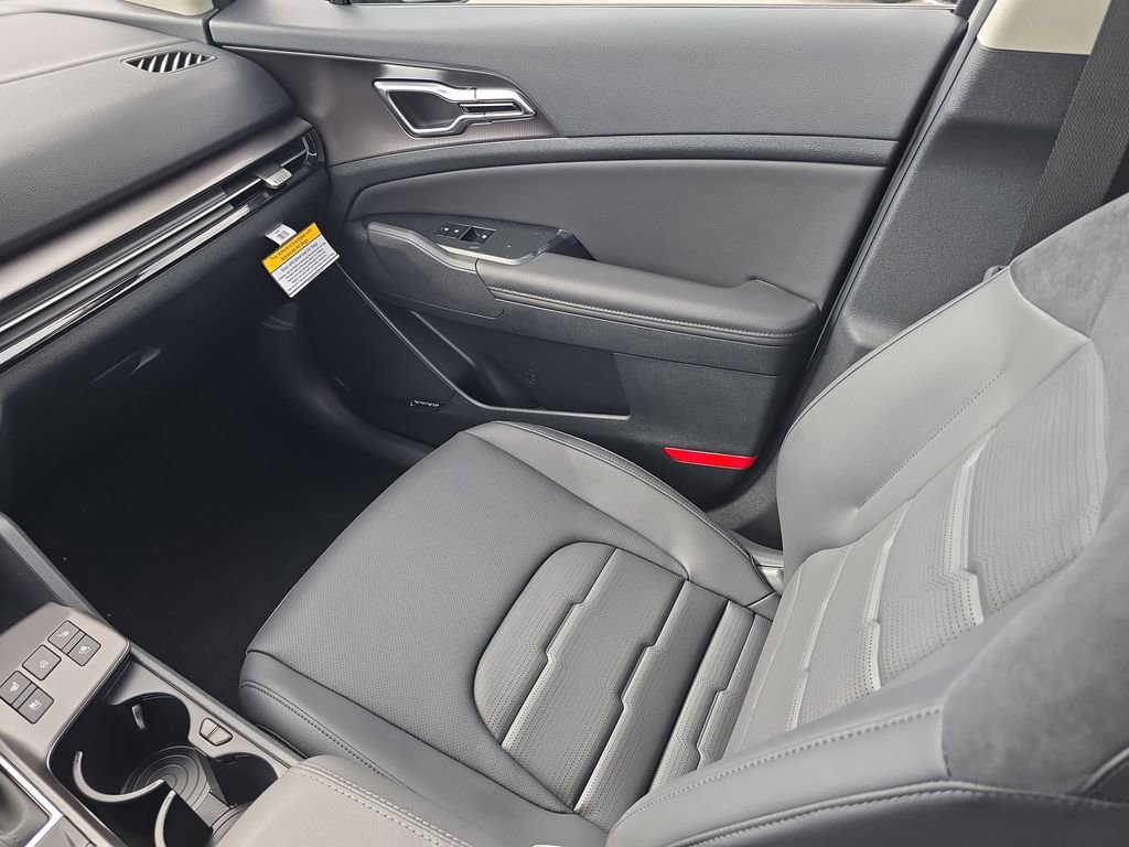 New 2026 Kia Sportage SX image 16