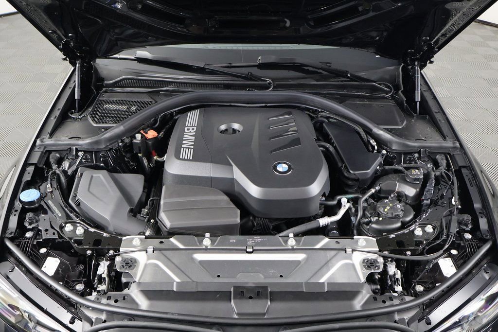 New 2026 BMW 330i Sedan w/ M Sport Package image 9