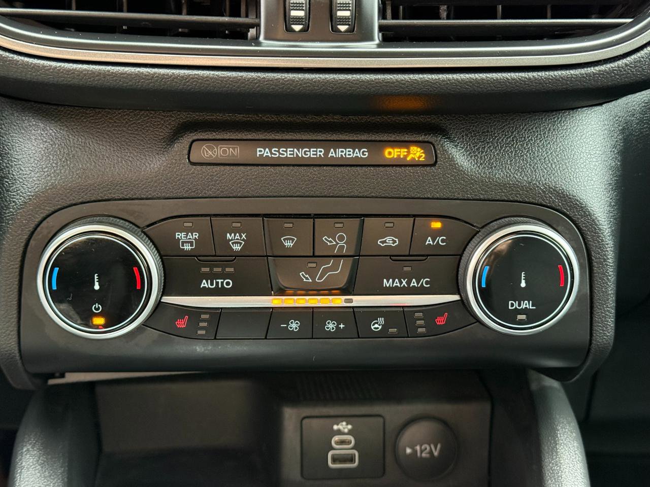 Used 2024 Ford Escape Active AWD/4WD image 12