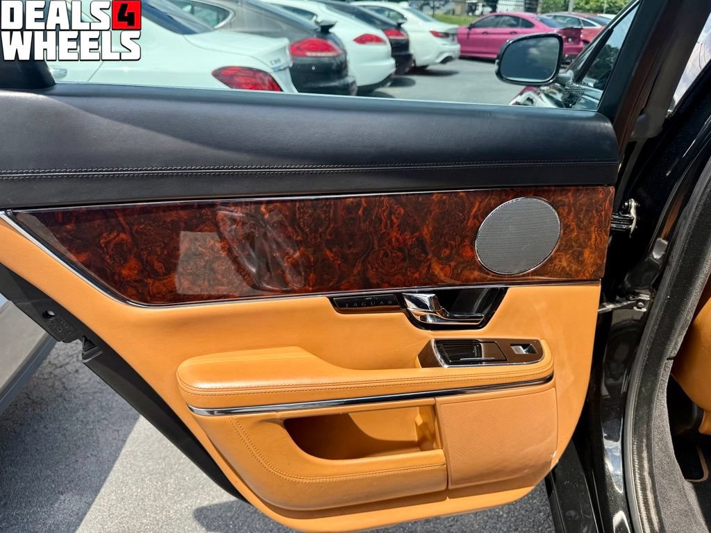 Used 2012 Jaguar XJ RWD image 33