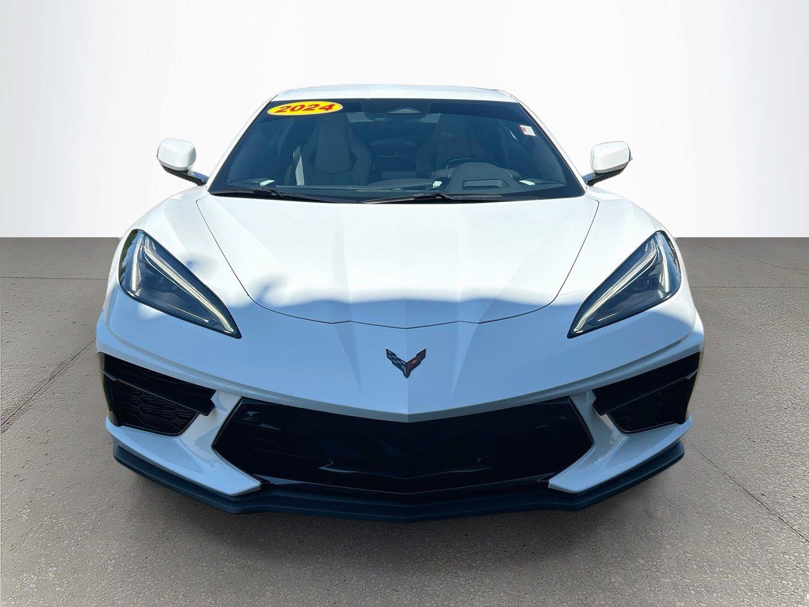 Used 2024 Chevrolet Corvette Stingray Preferred Conv w/ Z51 Performance Package RWD image 9