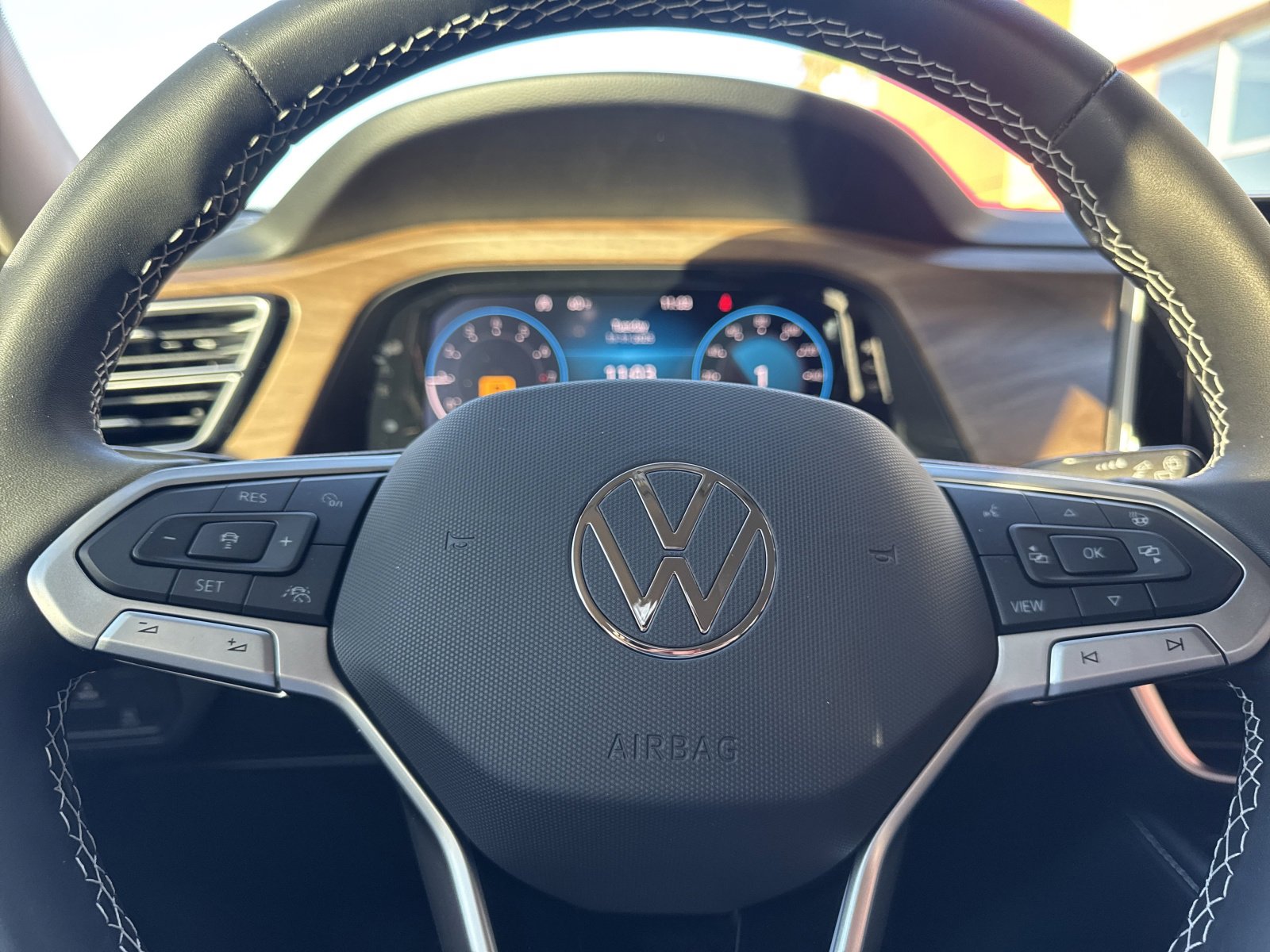 New 2026 Volkswagen Atlas SE image 27