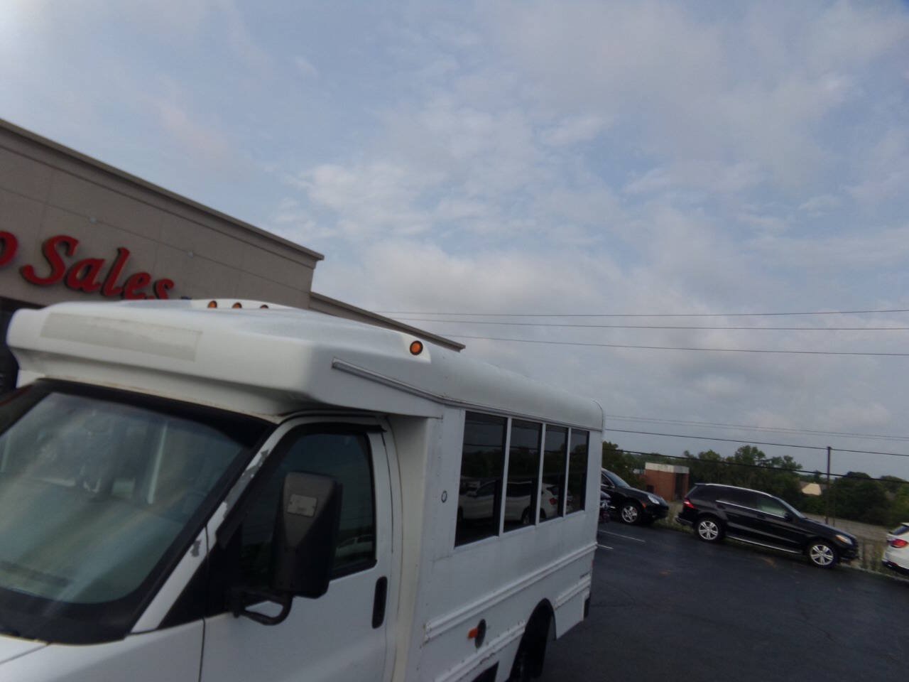 Used 2012 Chevrolet Express 3500 w/ School Bus Package RWD image 23