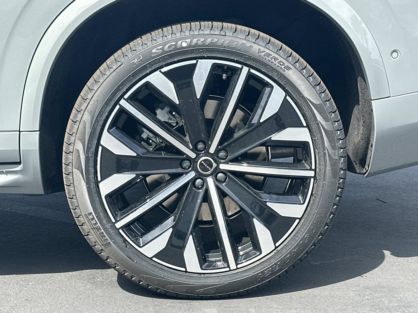 New 2026 Volvo XC90 T8 Ultra w/ Protection Package Premier AWD/4WD image 24