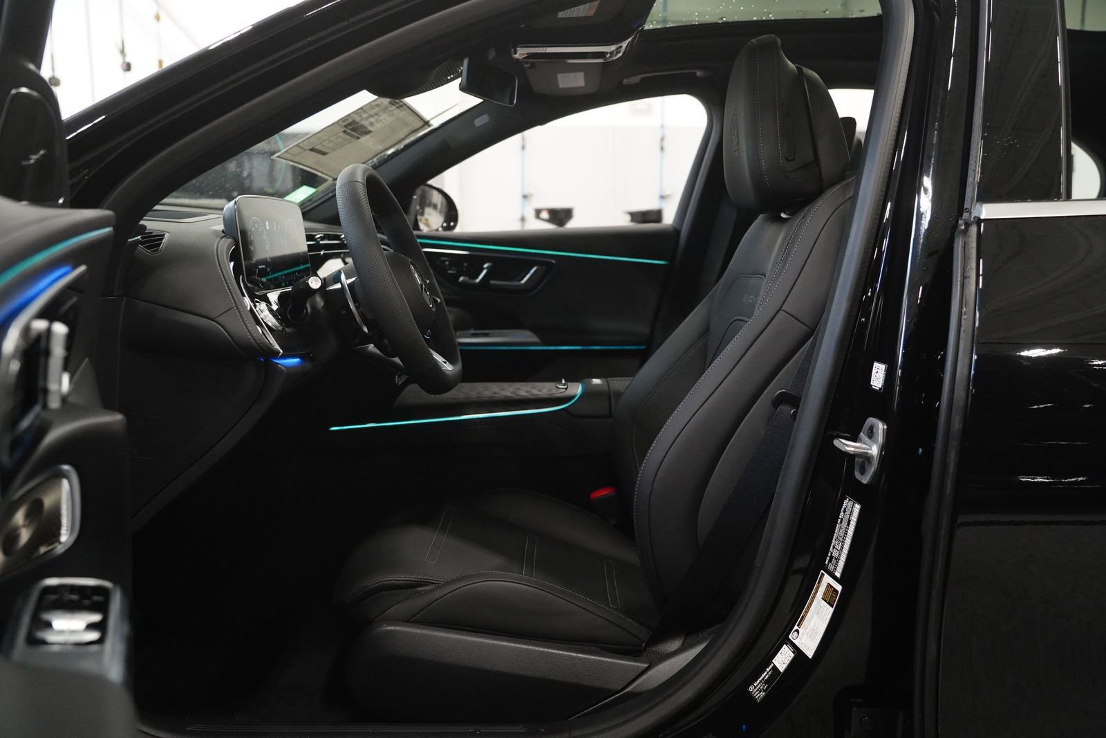 New 2026 Mercedes-Benz E 53 AMG e 4MATIC Sedan image 2